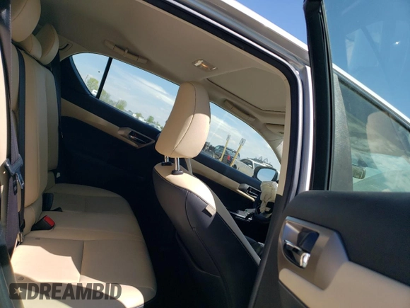 2014 Lexus CT 200h z VIN JTHKD5BH5E2194001, wystawiony jako Copart lot #55929535 z przebiegiem 147 802 mil mil oraz Szkody całkowita. Historia ofert i sprzedaży dostępna na DreamBid. Obrazek 10.