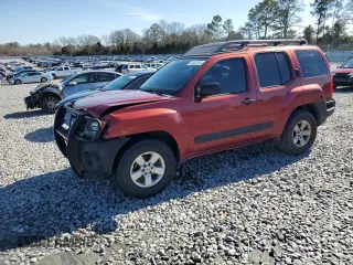 2013 Nissan Xterra S z VIN 5N1AN0NUXDN810029, wystawiony jako Copart lot #41864365 z przebiegiem 198 119 mil mil oraz Szkoda całkowita • Salvage title. Historia ofert i sprzedaży dostępna na DreamBid. Obrazek 1.