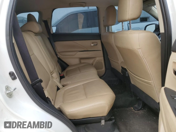 2017 Mitsubishi Outlander GT z VIN JA4JZ4AX6HZ012443, wystawiony jako Copart lot #53775915 z przebiegiem 124 828 mil mil oraz Szkoda całkowita • Salvage title. Historia ofert i sprzedaży dostępna na DreamBid. Obrazek 11.