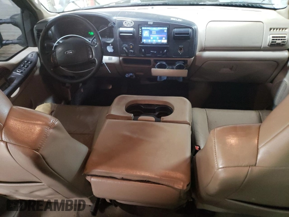2005 Ford F-250 XL with VIN 1FTSW215X5EC15277, listed as a Copart auction lot 46355635 with 177,231 mi miles and Salvage title. Bid and sale history available at DreamBid. Image 8.