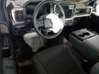 2024 Ford F-150 z VIN 1FTEW1K89RKD05902, wystawiony jako Copart lot #80158894 z przebiegiem 3 935 mil mil oraz Szkoda całkowita • Salvage title. Historia ofert i sprzedaży dostępna na DreamBid. Obrazek 8.