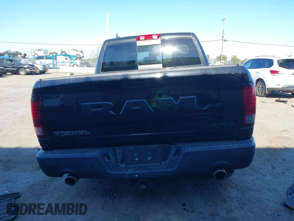 2017 Ram 1500 Rebel z VIN 1C6RR7YT5HS811773, wystawiony jako IAAI lot #41410030 z przebiegiem 96 418 mil mil oraz . Historia ofert i sprzedaży dostępna na DreamBid. Obrazek 17.