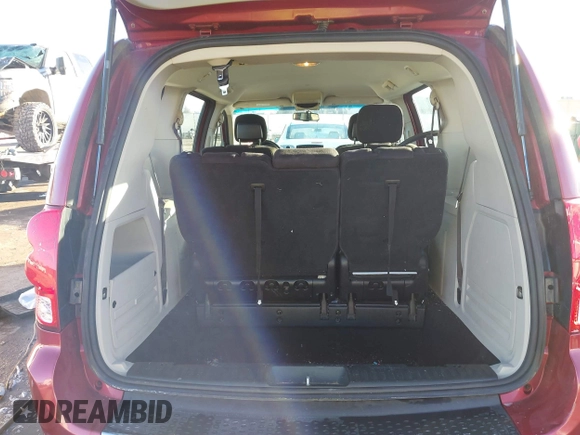 2014 Dodge Grand Caravan American Value with VIN 2C4RDGBG6ER260219, listed as a IAAI auction lot 41516864 with 162,293 mi miles and . Bid and sale history available at DreamBid. Image 17.
