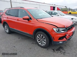 2018 Volkswagen Tiguan SEL with VIN 3VV2B7AX2JM006115, listed as a IAAI auction lot 41758870 with 87,286 mi miles. Bid and sale history available at carsss.com. Image 1.