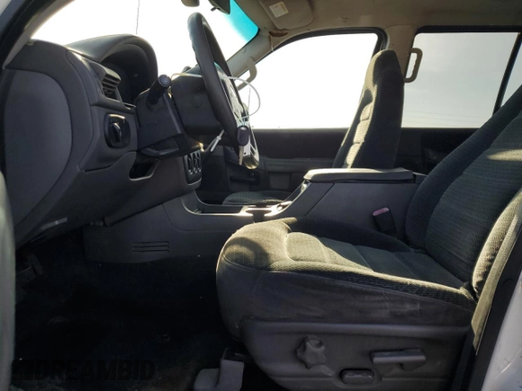 2002 Ford Explorer XLT z VIN 1FMZU73E72ZA27928, wystawiony jako Copart lot #56654885 z przebiegiem 228 383 mil mil oraz Szkoda całkowita • Salvage title. Historia ofert i sprzedaży dostępna na DreamBid. Obrazek 7.