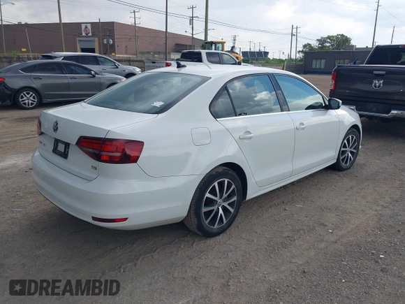 2017 Volkswagen Jetta SE с VIN 3VWDB7AJ7HM210175, выставлен на аукционе IAAI как лот 42573729 с пробегом 95 563 миль миль и . История ставок и продаж доступна на DreamBid. Изображение 4.