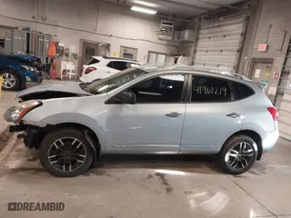2014 Nissan Rogue Select S with VIN JN8AS5MV5EW204058, listed as a IAAI auction lot 41962219 with 227,137 mi miles. Bid and sale history available at carsss.com. Image 15.