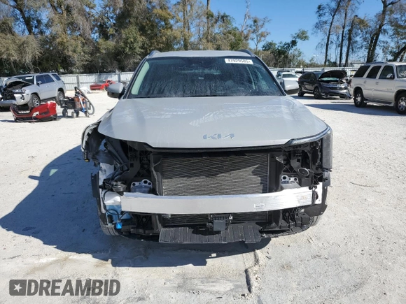 2025 Kia Sorento S z VIN 5XYRL4JCXSG324861, wystawiony jako Copart lot #47929585 z przebiegiem 8 110 mil mil oraz Szkoda całkowita • Salvage title. Historia ofert i sprzedaży dostępna na DreamBid. Obrazek 5.