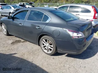 2009 Nissan Maxima 3.5 S with VIN 1N4AA51E29C808229, listed as a IAAI auction lot 41222092 with 150,622 mi miles. Bid and sale history available at carsss.com. Image 3.