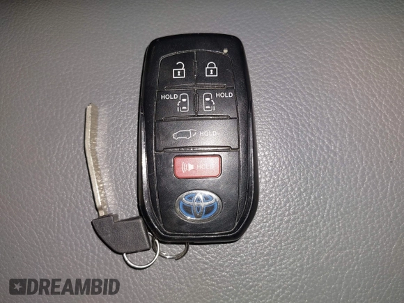2023 Toyota Sienna XLE with VIN 5TDJSKFC7PS094770, listed as a IAAI auction lot 42146613 with 72,668 mi miles and . Bid and sale history available at DreamBid. Image 11.