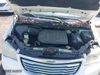 2012 Chrysler Town & Country Touring-L with VIN 2C4RC1CG4CR270789, listed as a IAAI auction lot 41879185 with 165,479 mi miles. Bid and sale history available at carsss.com. Image 10.