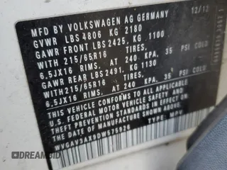 2013 Volkswagen Tiguan SE with VIN WVGAV3AX9DW575926, listed as a Copart auction lot 85048984 with 117,986 mi miles and Clean title. Bid and sale history available at DreamBid. Image 12.