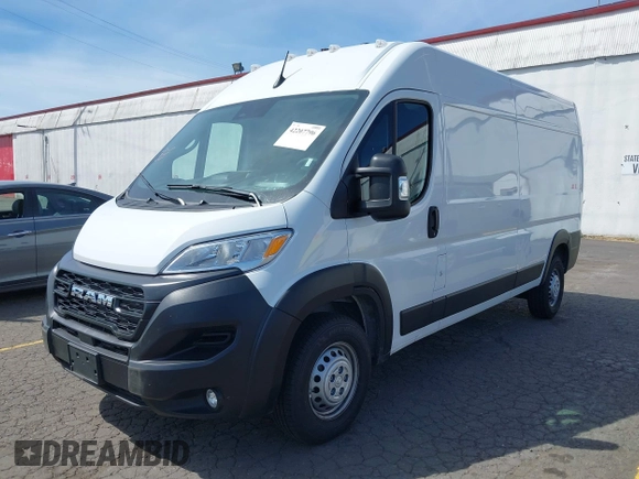 2025 Ram ProMaster Cargo Tradesman with VIN 3C6LRVDG5SE519201, listed as a IAAI auction lot 42207796 with 9,624 mi miles and . Bid and sale history available at DreamBid. Image 17.