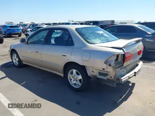 2000 Honda Accord EX с VIN 1HGCG1656YA029169, выставлен на аукционе IAAI как лот 42532680 с пробегом 164 850 миль миль и . История ставок и продаж доступна на DreamBid. Изображение 3.