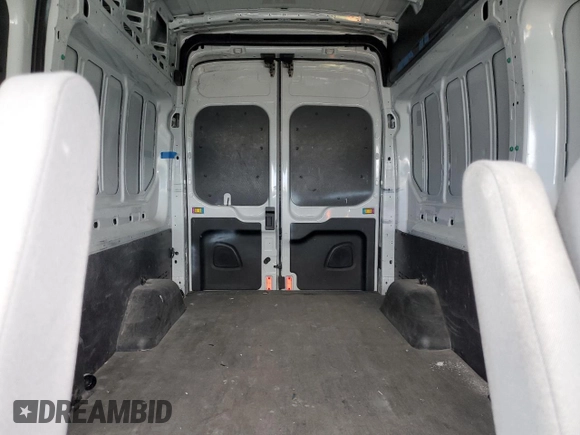 2019 Ford Transit с VIN 1FTYR2XM1KKA85371, выставлен на аукционе Copart как лот 56948045 с пробегом 165 726 миль миль и Списание • Salvage title. История ставок и продаж доступна на DreamBid. Изображение 10.