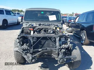 2021 Jeep Gladiator Willys with VIN 1C6HJTAG4ML517715, listed as a IAAI auction lot 41436634 with 21,187 mi miles and . Bid and sale history available at DreamBid. Image 12.