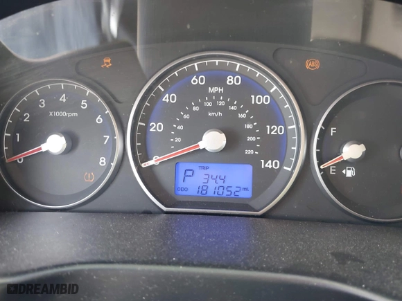 2010 Hyundai Santa Fe GLS with VIN 5NMSG3AB5AH349601, listed as a IAAI auction lot 41703468 with 181,052 mi miles. Bid and sale history available at carsss.com. Image 7.