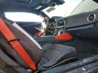 2023 Chevrolet Camaro ZL1 z VIN 1G1FK1R66P0100964, wystawiony jako Copart lot #45670485 z przebiegiem 28 165 mil mil oraz Szkody całkowita. Historia ofert i sprzedaży dostępna na DreamBid. Obrazek 7.