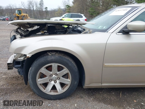 2006 Chrysler 300 Touring with VIN 2C3KA53G46H224182, listed as a IAAI auction lot 42037309 with 137,356 mi miles and . Bid and sale history available at DreamBid. Image 12.