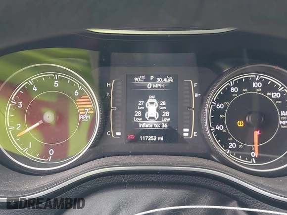 2020 Jeep Cherokee Latitude с VIN 1C4PJLCB9LD521757, выставлен на аукционе IAAI как лот 41906725 с пробегом 117 252 миль миль и . История ставок и продаж доступна на DreamBid. Изображение 7.