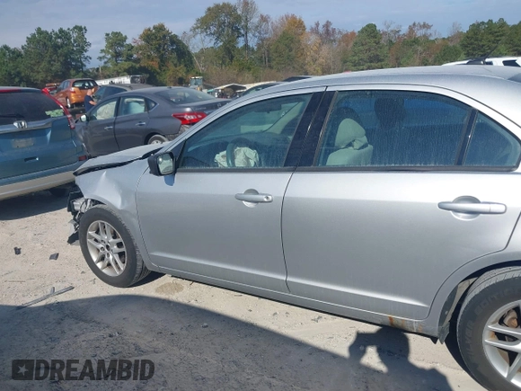 2012 Ford Fusion S with VIN 3FAHP0GA0CR315999, listed as a IAAI auction lot 40937858 with 164,719 mi miles. Bid and sale history available at carsss.com. Image 14.