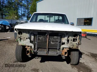 1993 Ford F-250 with VIN 2FTHF26M3PCB23740, listed as a Copart auction lot 68377914 with 279,650 mi miles and Salvage Title. Bid and sale history available at carsss.com. Image 5.