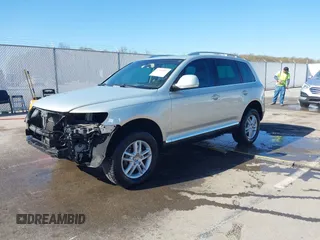 2008 Volkswagen Touareg V6 with VIN WVGBE77L88D003117, listed as a IAAI auction lot 42049007 with 156,940 mi miles and . Bid and sale history available at DreamBid. Image 18.