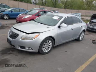 2013 Buick Regal Premium 1 z VIN 2G4GS5ER3D9167344, wystawiony jako IAAI lot #42097418 z przebiegiem 95 452 mil mil oraz . Historia ofert i sprzedaży dostępna na DreamBid. Obrazek 2.