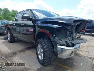 2013 Ram 1500 Outdoorsman z VIN 1C6RR7LT8DS504874, wystawiony jako IAAI lot #42169062 z przebiegiem 166 557 mil mil oraz . Historia ofert i sprzedaży dostępna na DreamBid. Obrazek 1.
