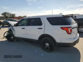 2016 Ford Utility Police Interceptor with VIN 1FM5K8AR0GGA46825, listed as a Copart auction lot 80715134 with 0 mi miles and Non Repairable. Bid and sale history available at carsss.com. Image 2.