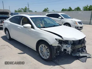 2014 Lexus ES 330 z VIN JTHBK1GG8E2116309, wystawiony jako IAAI lot #42238925 z przebiegiem 124 964 mil mil oraz . Historia ofert i sprzedaży dostępna na DreamBid. Obrazek 1.