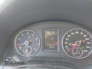 2010 Volkswagen Jetta SEL with VIN 3VWRX7AJ7AM135989, listed as a IAAI auction lot 42436903 with 188,975 mi miles and . Bid and sale history available at DreamBid. Image 7.