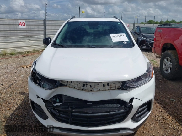 2018 Chevrolet Trax LT with VIN 3GNCJLSB5JL265874, listed as a IAAI auction lot 41962064 with 51,229 mi miles. Bid and sale history available at carsss.com. Image 12.
