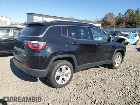 2019 Jeep Compass Latitude with VIN 3C4NJDBB0KT641860, listed as a Copart auction lot 83894084 with 87,230 mi miles and Salvage Title. Bid and sale history available at carsss.com. Image 3.