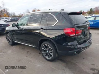 2016 BMW X5 sDrive35i with VIN 5UXKR2C59G0U17661, listed as a IAAI auction lot 40931088 with 90,963 mi miles. Bid and sale history available at carsss.com. Image 3.