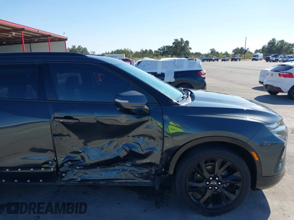 2020 Chevrolet Blazer RS z VIN 3GNKBKRS5LS654306, wystawiony jako IAAI lot #40781301 z przebiegiem 116 596 mil mil oraz . Historia ofert i sprzedaży dostępna na DreamBid. Obrazek 6.