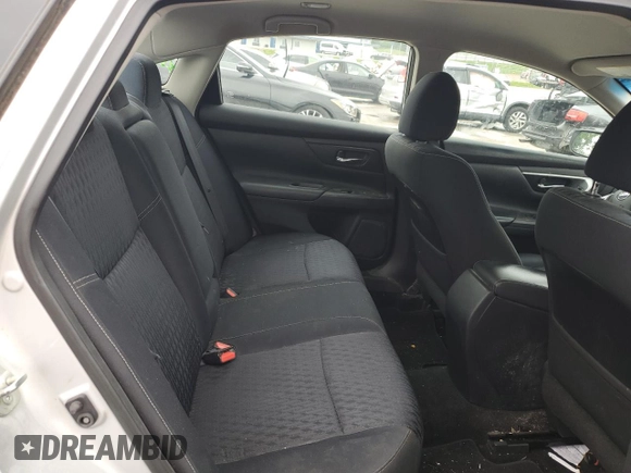 2017 Nissan Altima SV z VIN 1N4AL3AP3HC265651, wystawiony jako Copart lot #58508825 z przebiegiem 132 782 mil mil oraz Szkoda całkowita • Salvage title. Historia ofert i sprzedaży dostępna na DreamBid. Obrazek 10.