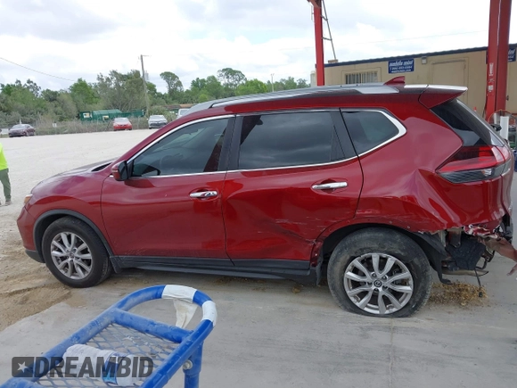 2020 Nissan Rogue SL with VIN 5N1AT2MTXLC787226, listed as a IAAI auction lot 41586213 with 33,281 mi miles. Bid and sale history available at carsss.com. Image 14.