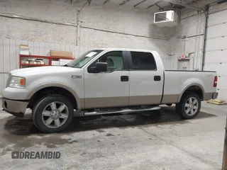 2008 Ford F-150 XLT с VIN 1FTPW14V18FB42925, выставлен на аукционе IAAI как лот 42619962 с пробегом 162 077 миль миль и . История ставок и продаж доступна на DreamBid. Изображение 14.