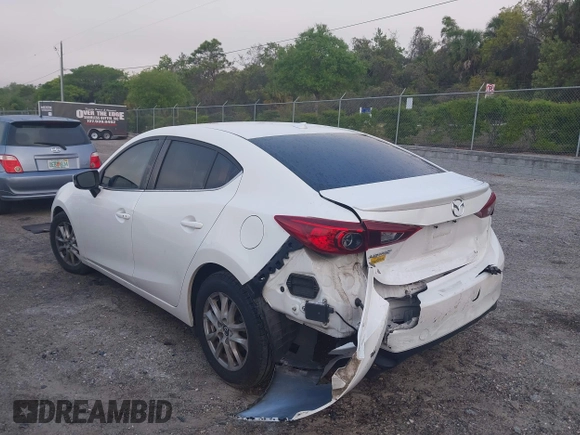 2014 Mazda 3 i Grand Touring with VIN JM1BM1W72E1122173, listed as a IAAI auction lot 41922628 with 118,772 mi miles and . Bid and sale history available at carsss.com. Image 3.