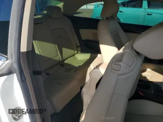 2014 Audi A5 Premium z VIN WAUGFAFR2EA044332, wystawiony jako Copart lot #58800795 z przebiegiem 77 744 mil mil oraz Szkoda całkowita • Salvage title. Historia ofert i sprzedaży dostępna na DreamBid. Obrazek 10.