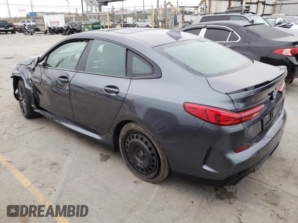 2021 BMW 2 Series M235i xDrive z VIN WBA13AL07M7H39957, wystawiony jako Copart lot #46546705 z przebiegiem 11 065 mil mil oraz Szkoda całkowita • Salvage title. Historia ofert i sprzedaży dostępna na DreamBid. Obrazek 2.