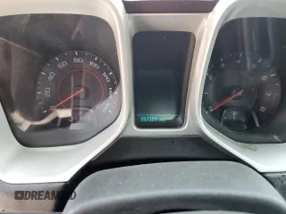 2014 Chevrolet Camaro LS z VIN 2G1FA1E36E9299094, wystawiony jako Copart lot #50928495 z przebiegiem 197 394 mil mil oraz Szkoda całkowita • Salvage title. Historia ofert i sprzedaży dostępna na DreamBid. Obrazek 9.