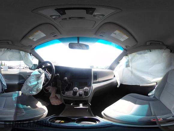 2015 Toyota Sienna LE AAS with VIN 5TDKK3DC5FS606862, listed as a IAAI auction lot 42464119 with 158,135 mi miles and . Bid and sale history available at DreamBid. Image 18.