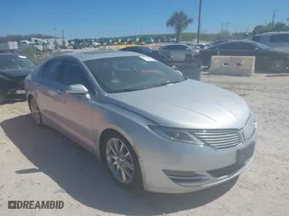 2014 Lincoln MKZ with VIN 3LN6L2J96ER817180, listed as a IAAI auction lot 41747304 with 97,355 mi miles. Bid and sale history available at carsss.com. Image 1.