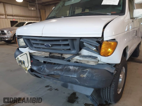 2004 Ford Econoline Cargo with VIN 1FTSS34L24HB31415, listed as a IAAI auction lot 41228686 with 283,620 mi miles and . Bid and sale history available at DreamBid. Image 6.