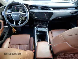 2022 Audi e-tron Chronos with VIN WA1VABGE2NB036942, listed as a Copart auction lot 89388845 with 30,373 mi miles and Salvage title. Bid and sale history available at DreamBid. Image 8.