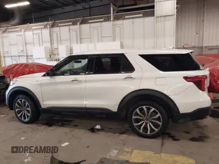 2022 Ford Explorer ST-Line with VIN 1FMSK8KHXNGB57162, listed as a IAAI auction lot 41491271 with 57,712 mi miles. Bid and sale history available at carsss.com. Image 15.