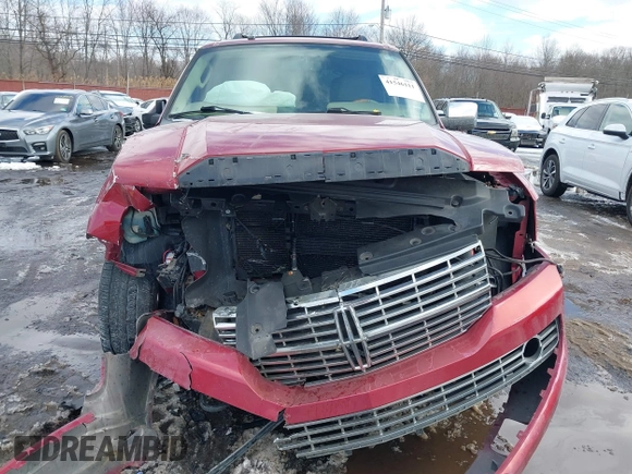 2008 Lincoln Navigator with VIN 5LMFU28518LJ18538, listed as a IAAI auction lot 41546111 with 123,174 mi miles. Bid and sale history available at carsss.com. Image 12.