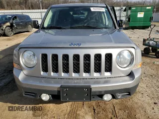 2017 Jeep Patriot High Altitude with VIN 1C4NJRFB6HD174157, listed as a Copart auction lot 46486695 with 146,768 mi miles and Salvage Title. Bid and sale history available at DreamBid. Image 5.